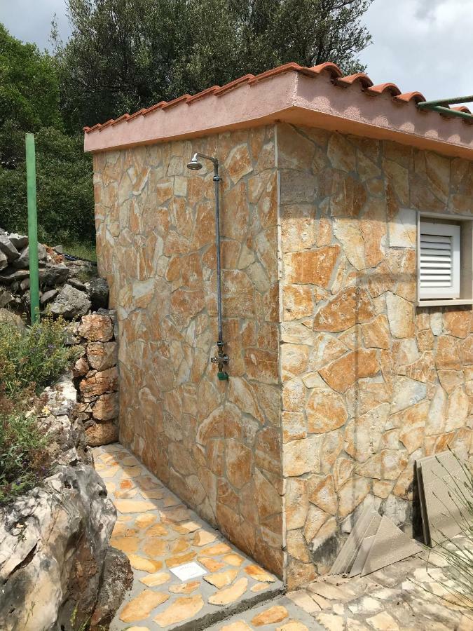Apartman Emilija Vinišće Exteriér fotografie